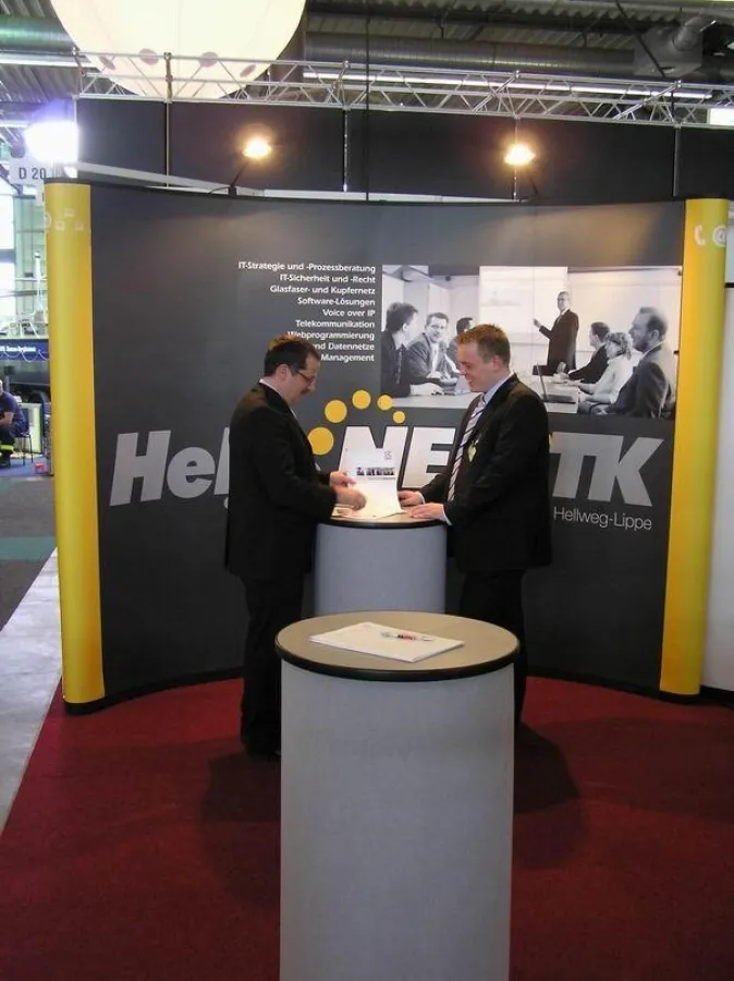 Der Messestand der HeLi NET iTK