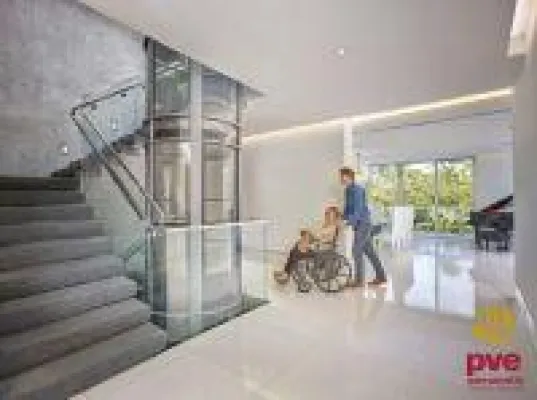 Bild: Barrierefrei und selbstbestimmt Wohnen: Der neue Vakuumaufzug von PVE verbindet Mobilität und Design