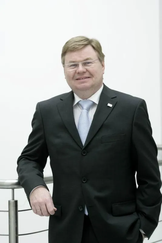 Josef Tillmann, Vorstand S&N AG