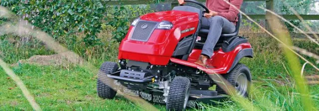 Bild: Neues Mähwerk, mehr Fangvolumen und drei Jahre Garantie – so startet der neue ECHOTRAK die Rasensaison 2015