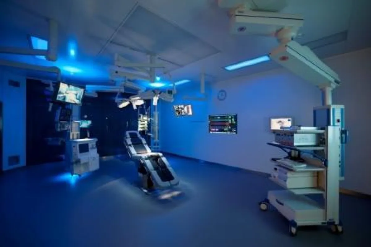 Operationssaal im TRUMPF Showroom in Paris