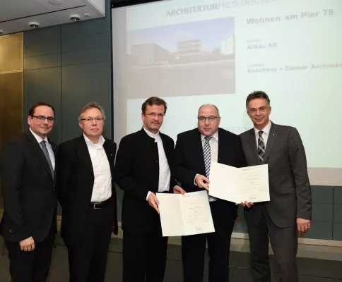 Bild: Stadt Essen zeichnet Wohnquartier PIER 78 von Koschany + Zimmer Architekten KZA mit Architekturpreis aus
