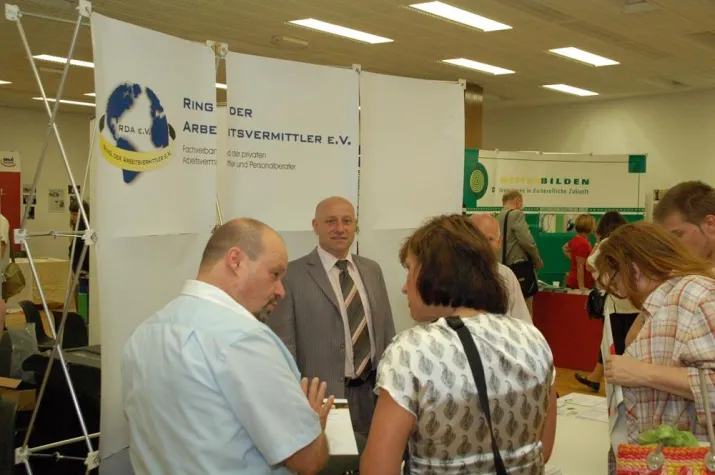 Bildungsmesse am Alexanderlatz Bild: Bildungsmesse am Alexanderlatz