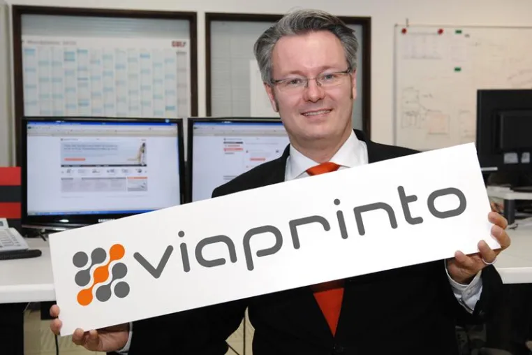 Bild: viaprinto präsentiert auf der digi:media 2011 den Multi-Versand von Druckprodukten