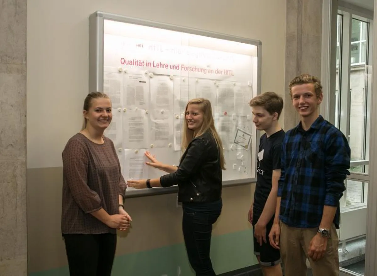 Schülerinnen und Schüler der Projektgruppe (HfTL, Büttner)