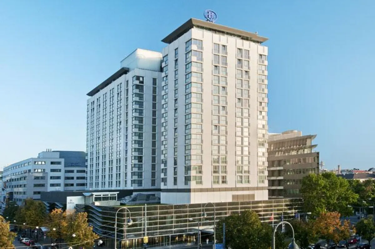 Außenaufnahme des Hotels Hilton Vienna