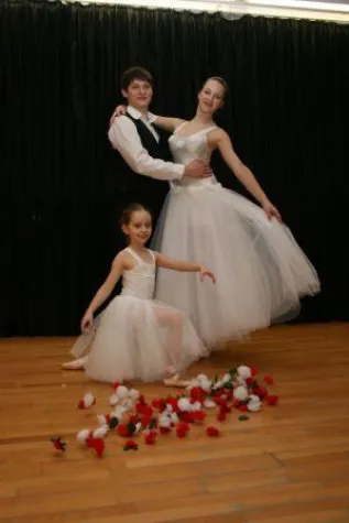 Rosenball und Gala-Abend Bild: Rosenball und Gala-Abend