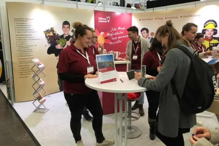 Bild: Jede Menge Möglichkeiten auf der Bildungsmesse in Ravensburg