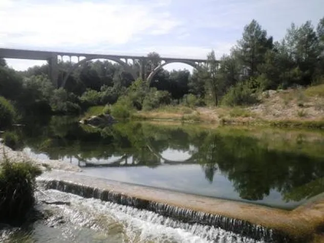 Bild: Kulturfahrradtour auf ehemaligen Bahntrassen in Katalonien