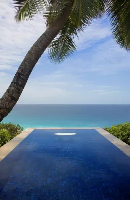 Bild: Abtauchen ins kühle Nass: Die Banyan Tree Hotels präsentieren ihre schönsten Swimming Pools rund um den Globus