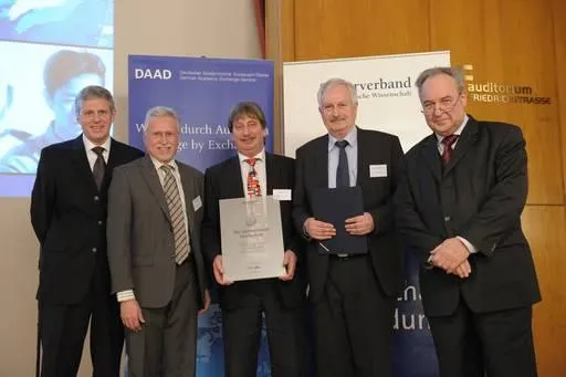 Bild: Hochschule Reutlingen ist Deutschlands „Internationale Hochschule 2010“ – der Star ist die Mannschaft