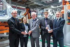 Bild: Forschungsteam der TU gewinnt Audi Production Award 2012