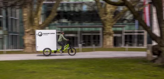 Bild: Kostenlose und nachhaltige Abholung von Kleiderspenden