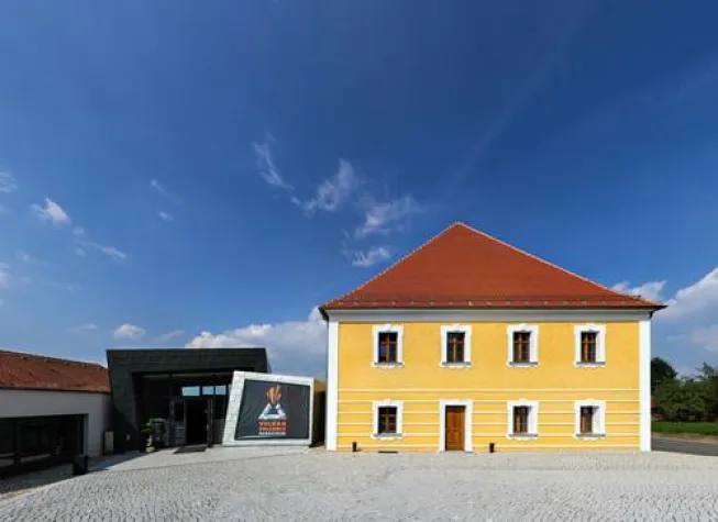 Bild: "Strauss-Bilder" - Ausstellung zum 150. Geburtstag von Richard Strauss