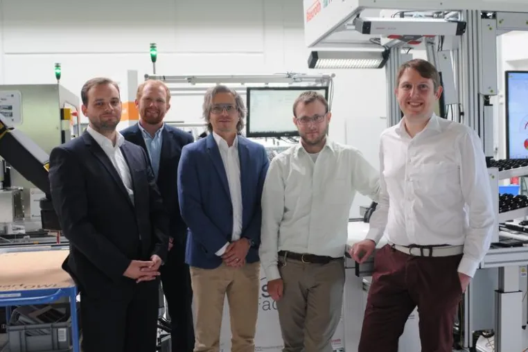 Bild: Lemgoer Forscher entwickeln Intelligente Assistenzsysteme für mobile Anwendungen in der Industrie
