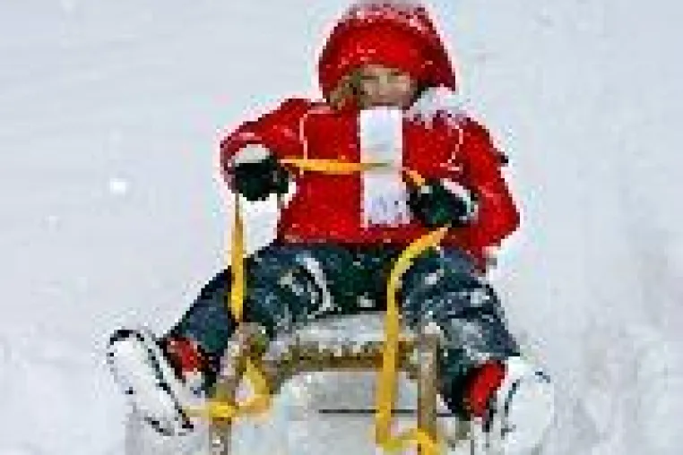 Bild: Mit FamilienkulTour auf die Piste