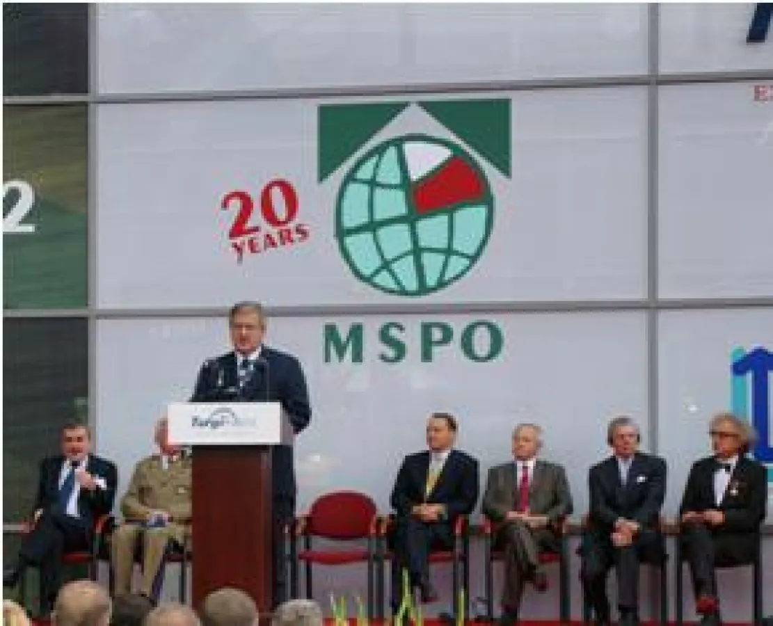 Präsident Bronislaw Komorowski eröffnet die 20. Internationale Messe für die Verteidigungsindustrie