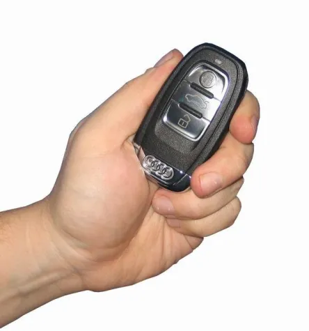 Bild: SmartTOP Zusatz-Verdeckbedienung für Audi A5 Cabrio preisreduziert