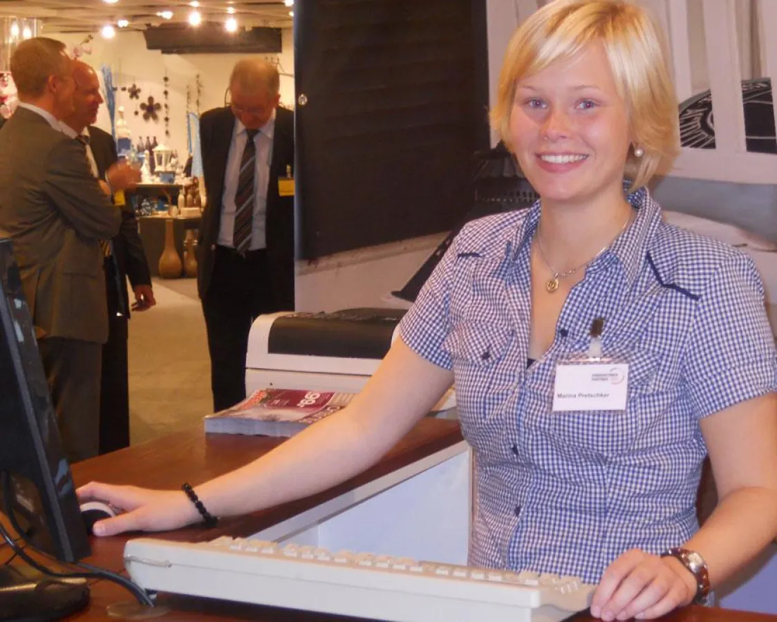 Marina Pretschker (21) absolvierte in nur zwei Jahren die Ausbildung zur Bürokauffrau beim Einrichtungspartnerring