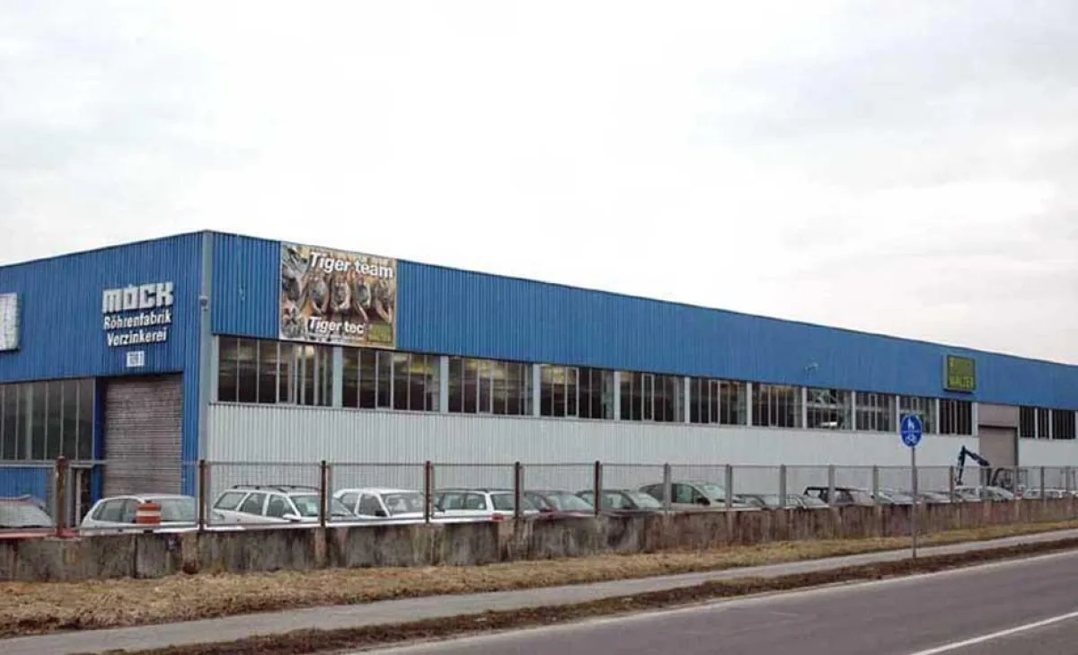 Nicht weit vom Tübinger Stammwerk entfernt:  Der neue Produktionsstandort für Sonder- und Standard-Trägerwerkzeuge von WALTER in Weilheim. (Bilder: WALTER AG)