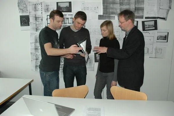 Bild: Ausstellung zur Kolonialarchitektur