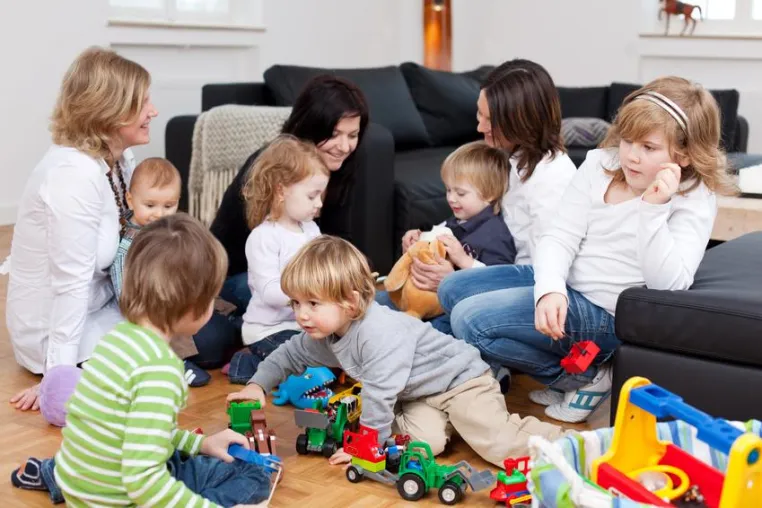 Sprachspiele für Kinder mit der SKD GmbH aus Frankfurt Bild: Sprachspiele für Kinder mit der SKD GmbH aus Frankfurt