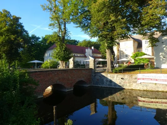 Bild: Den Spätsommer genießen auf Usedom im Wasserschloss Mellenthin