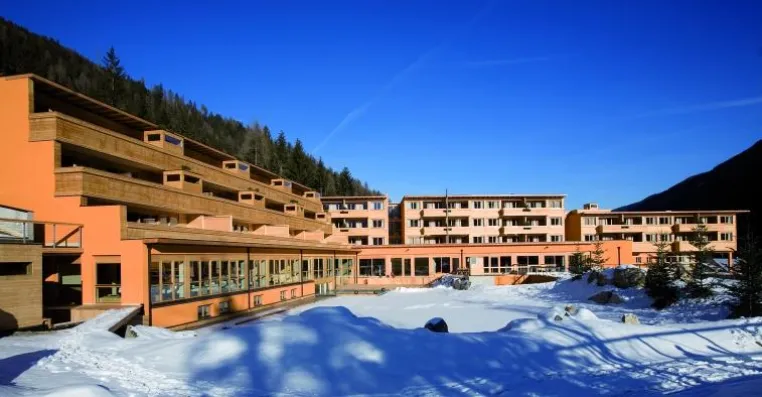 Entspannung im Iglu - 4-Sterne-Superier-Hotel AROSEA wartet mit winterlichen Wellness-Highlights auf Bild: Entspannung im Iglu - 4-Sterne-Superier-Hotel AROSEA wartet mit winterlichen Wellness-Highlights auf