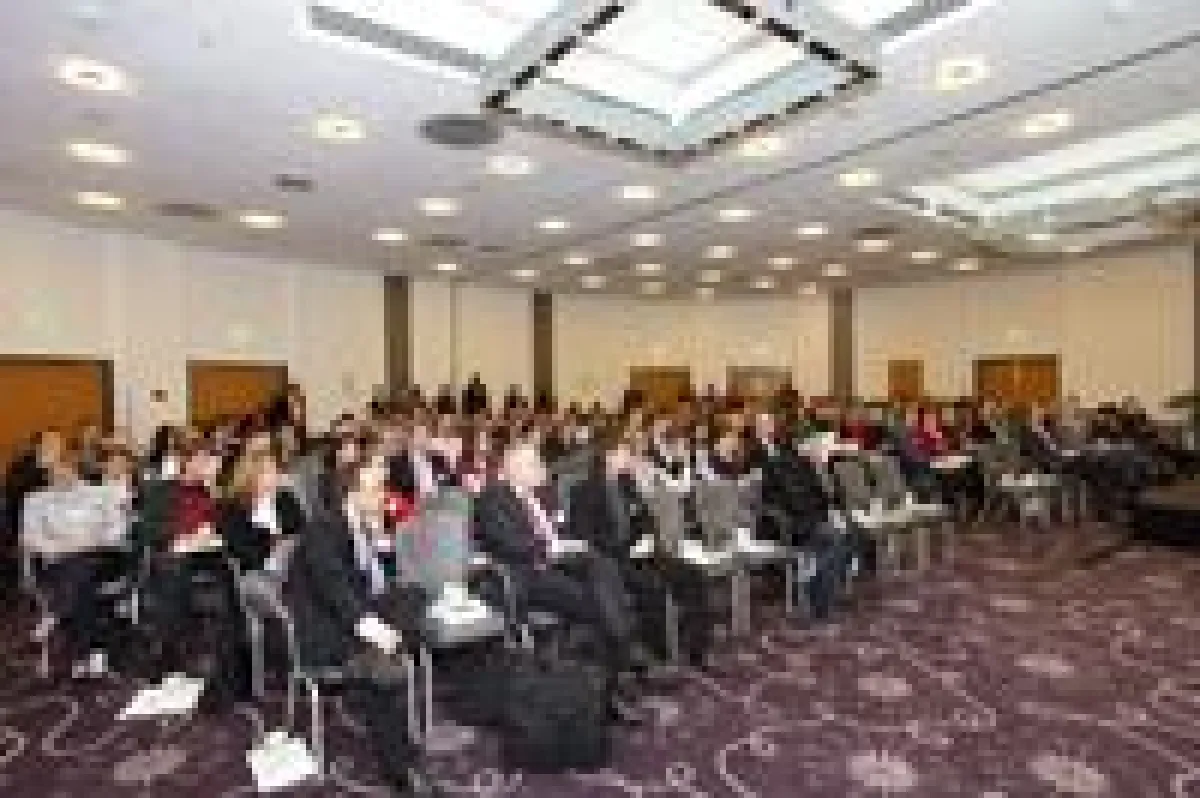 Rund 200 Kunden, Interessenten und Partner besuchten in diesem Jahr die Anwenderkonferenz von Across