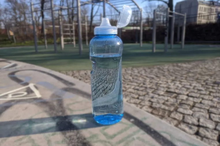 Bild: Die gesündere & umweltfreundliche Trinkflasche 