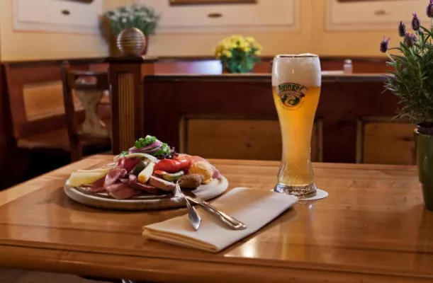 Bild: Mittagstisch: Quick-Lunch in der Pfistermühle – zwei Gerichte im Wirtshaus Ayingers