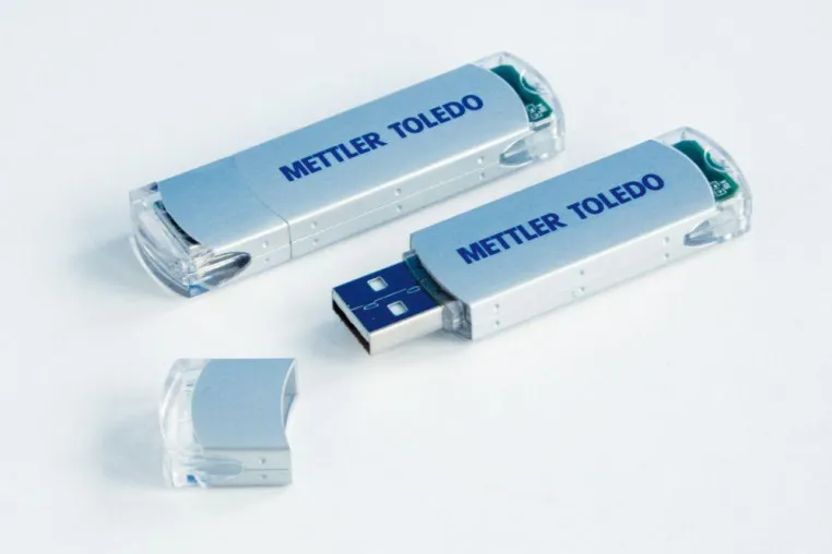 Bild: METTLER TOLEDO Waagenfamilie bC - USB-Memory-Funktion vereinfacht Preis- und Sortimentsaktualisierungen