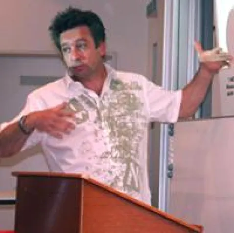 Bild: Gefahren für Feuerwehr im Brandfall von PV-Anlagen