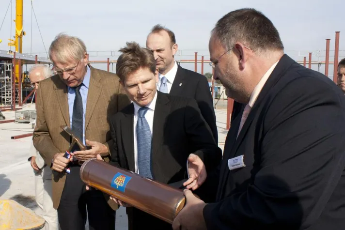 Bild: Grundsteinlegung der zukünftigen Sana Inselklinik in Burg auf Fehmarn erfolgt