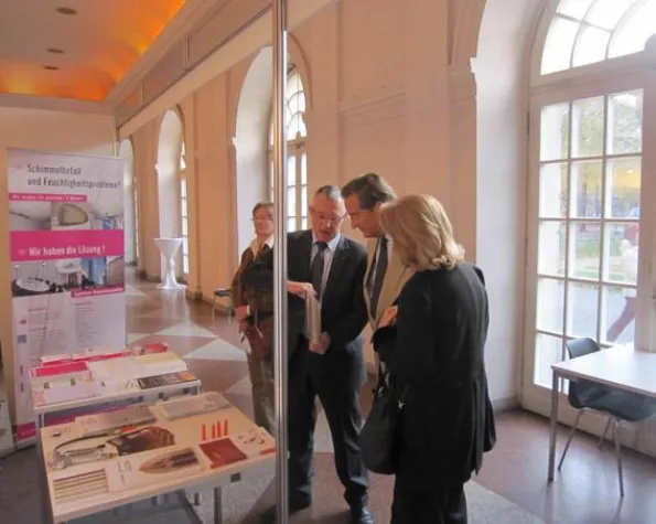 epasit überzeugt auf EUHEF Messe Berlin: Denkmalsanierung mit Spezialbaustoffen Bild: epasit überzeugt auf EUHEF Messe Berlin: Denkmalsanierung mit Spezialbaustoffen