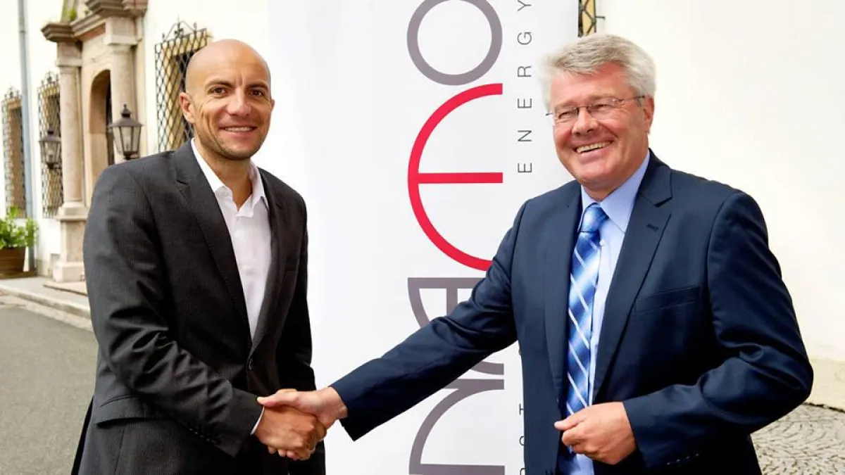 Mirko Krück, Geschäftsführer LEEN GmbH und Dr. Hans Zeinhofer, Geschäftsführer ENAMO GmbH