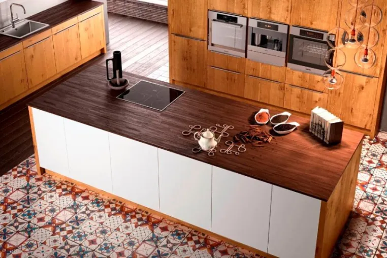 Komfortküchen von New Country bis ultramodern - Oster Massivholzküchen auf der LivingKitchen 2017 Bild: Komfortküchen von New Country bis ultramodern - Oster Massivholzküchen auf der LivingKitchen 2017