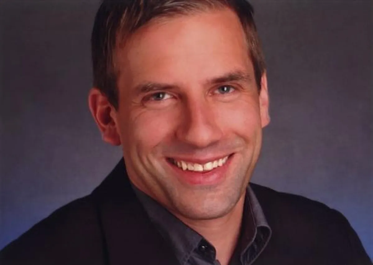 Jan-Hendrik Senf leitet den Twittwoch Praxisworkshop Social Media Dashboard und Monitoring