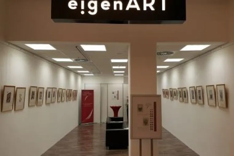 Bild: Gesamtausstellung aller 22 Trierer Kulturaktien in der Trier Galerie
