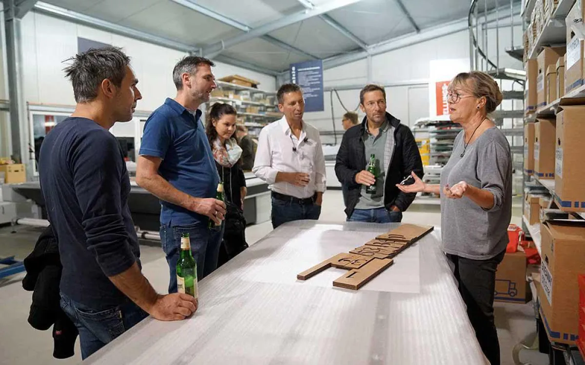 Werbetechniker zu Besuch bei BOOB Werbung