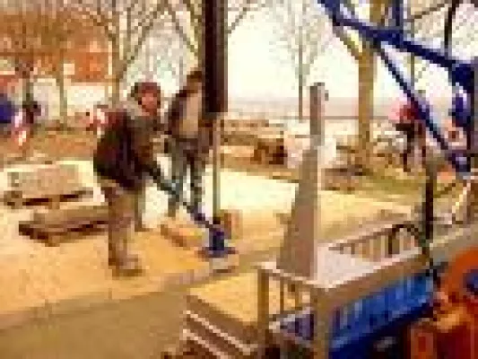 Neugestaltung der Wyker Fußgängerzone – Stadt Wyk auf Föhr setzt auf schmutzabweisendes hanseclean Pflaster Bild: Neugestaltung der Wyker Fußgängerzone – Stadt Wyk auf Föhr setzt auf schmutzabweisendes hanseclean Pflaster