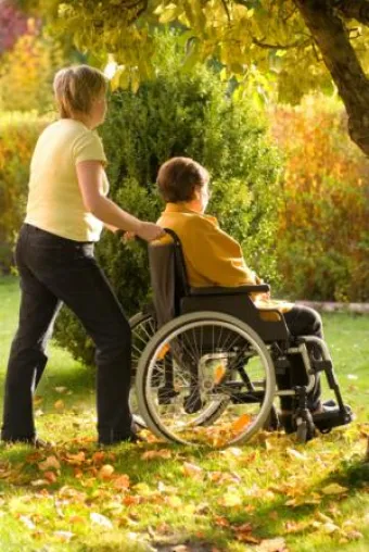 Pflegekraft aus Polen - eine beste Freundin gegen die Einsamkeit Bild: Pflegekraft aus Polen - eine beste Freundin gegen die Einsamkeit