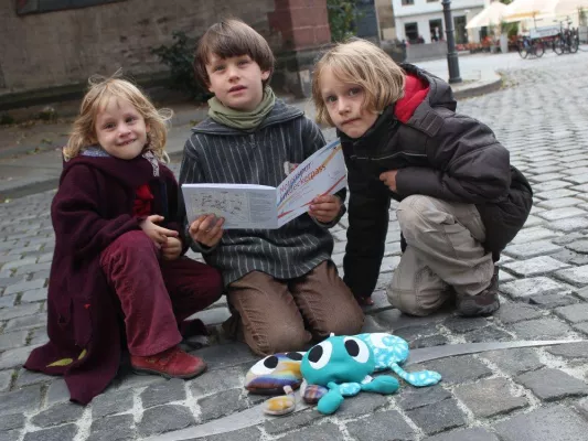 Bild: Notenspur-Entdeckerpass für Kinder hat Premiere - Mit Toni den Tönen auf der Spur