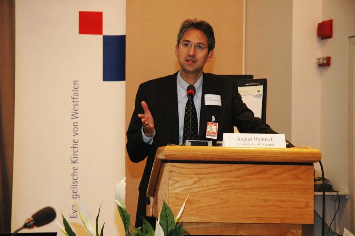 Dr. August Reinisch bei der Fachtagung in Washington