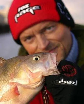 Bild: M&R Angelgeräte präsentiert Fox RAGE