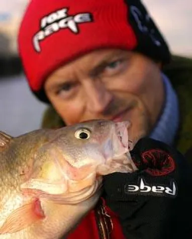 Bild: M&R Angelgeräte präsentiert Fox RAGE