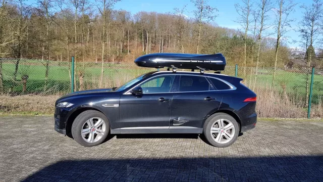 Premium GFK Dachbox Beluga xxl 200 km/h im Windkanal getestet Bild: Premium GFK Dachbox Beluga xxl 200 km/h im Windkanal getestet