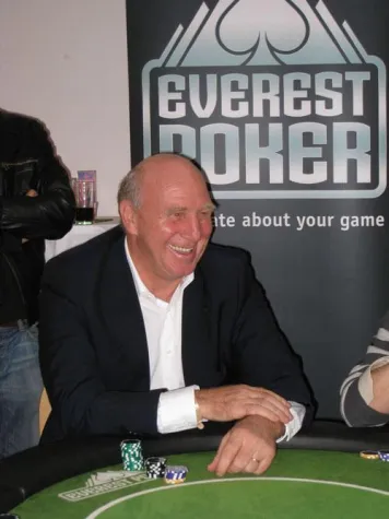 Bild: Die Everest Poker Soccer Challenge mit Hertha BSC Berlin Fußballprofis