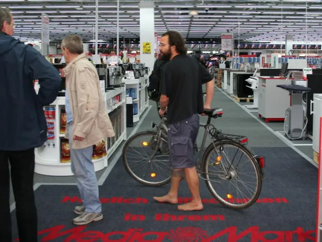 Bild: Schlechte Noten für Media Markt und OBI in Worms