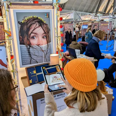 Bild: Neue Konzepte für die Zukunft der Bildung  - My Book My World auf der didacta in Stuttgart 